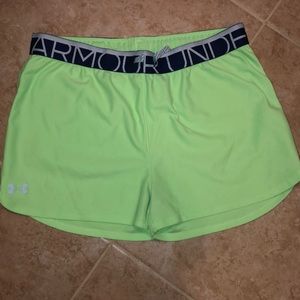 Under Armour Loose Fit Shorts
